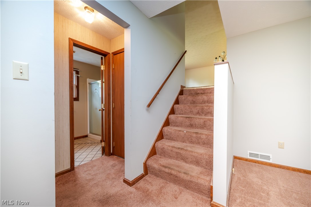 1041 Prentice Road NW