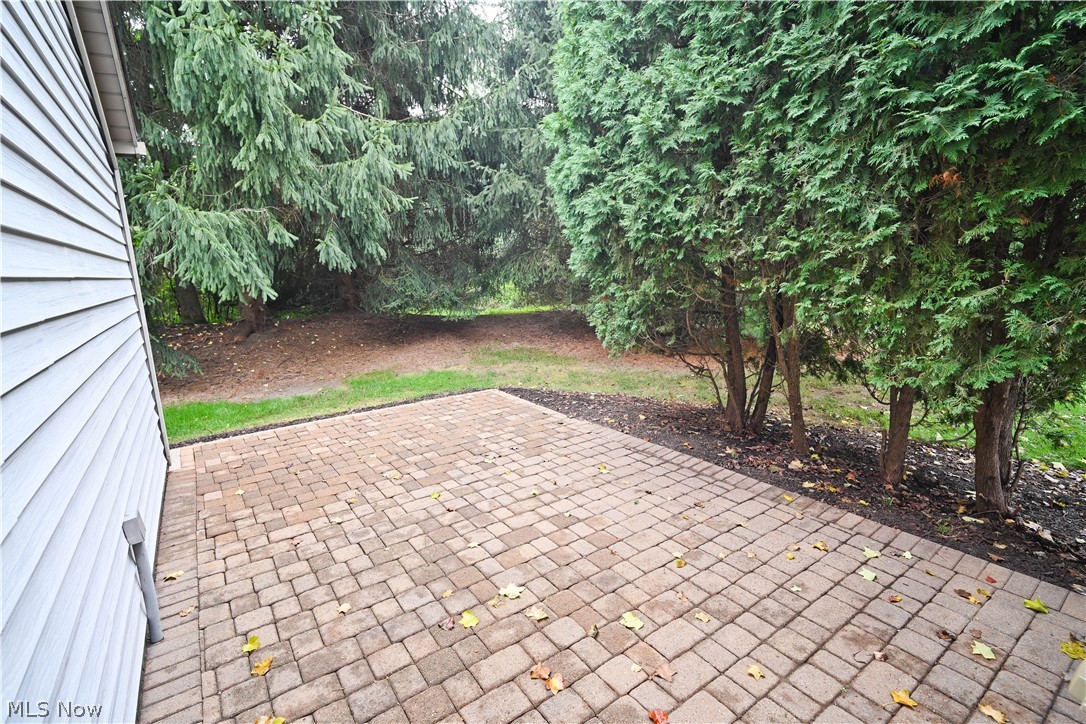 325 S Linden Court
