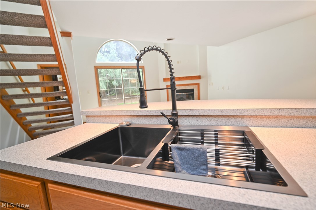 325 S Linden Court