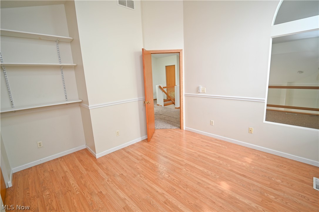 325 S Linden Court