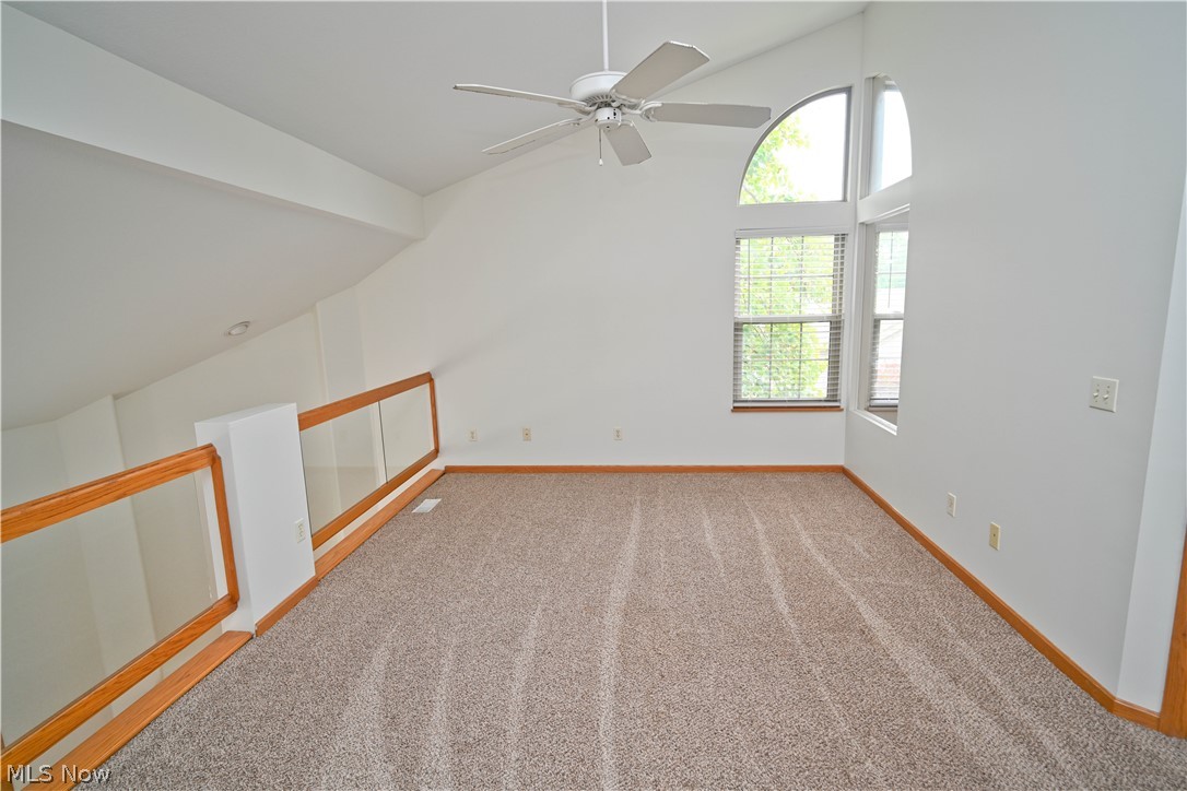 325 S Linden Court
