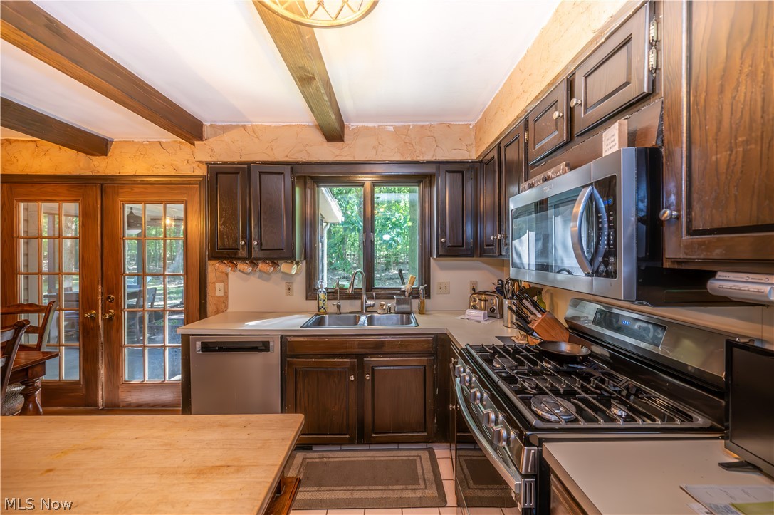 7733 Silver Fox Drive