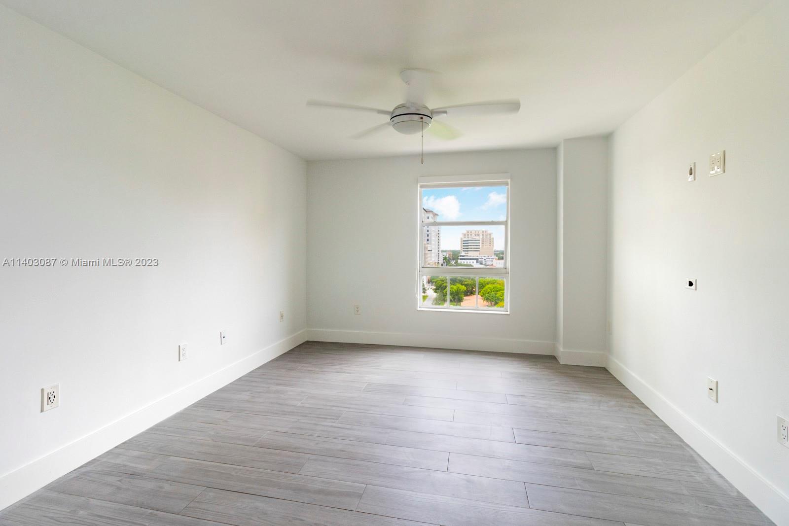 2351 Douglas Rd # 1007