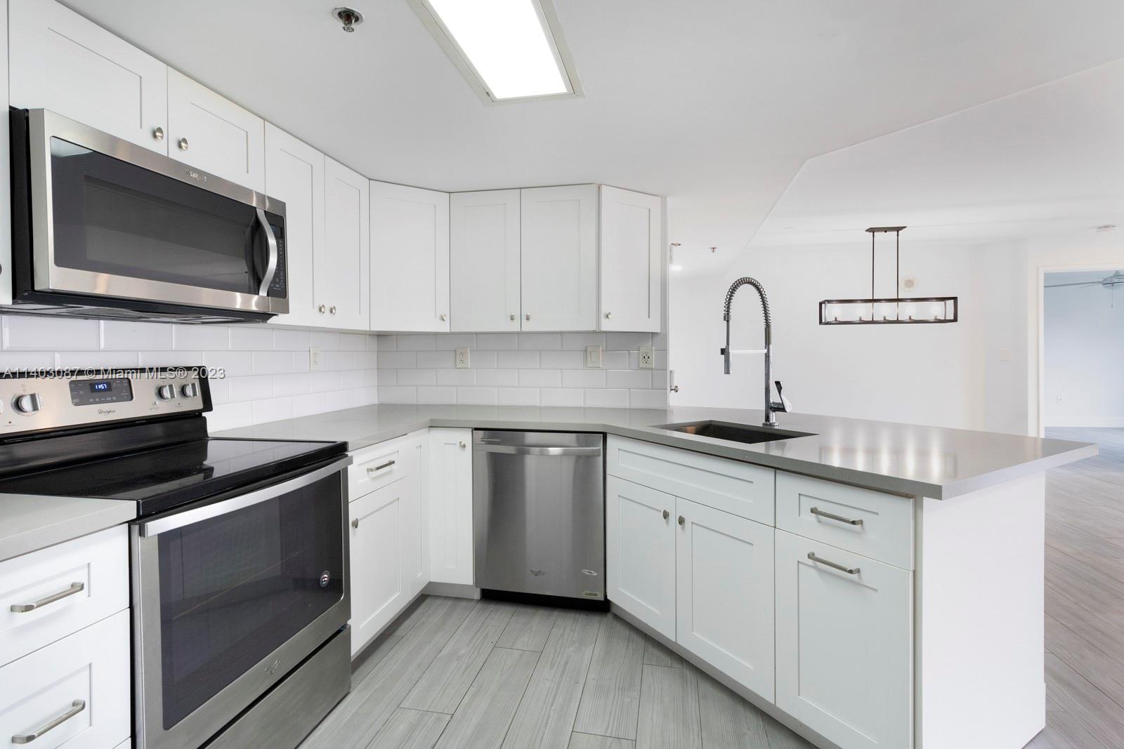 2351 Douglas Rd # 1007