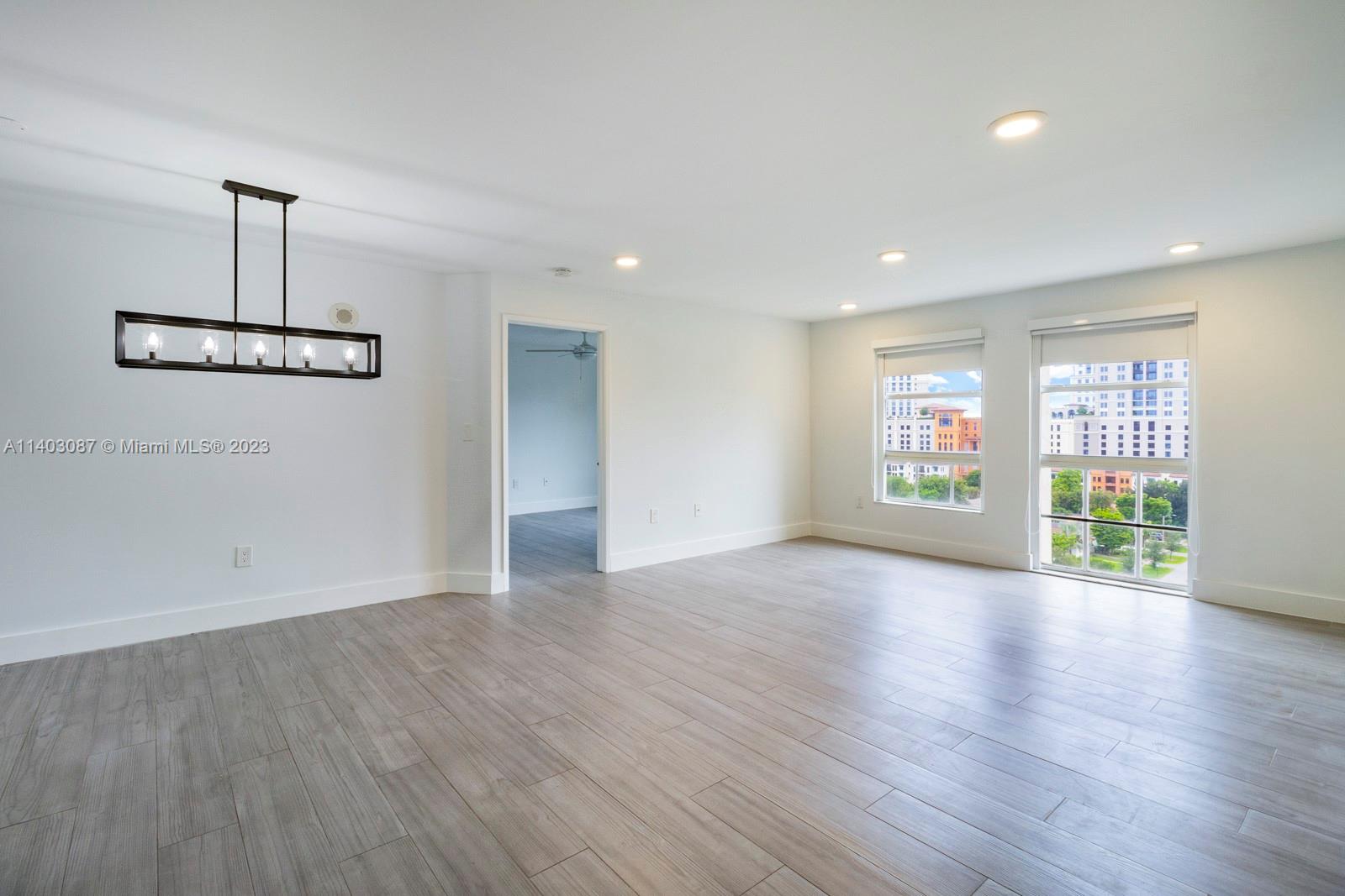 2351 Douglas Rd # 1007