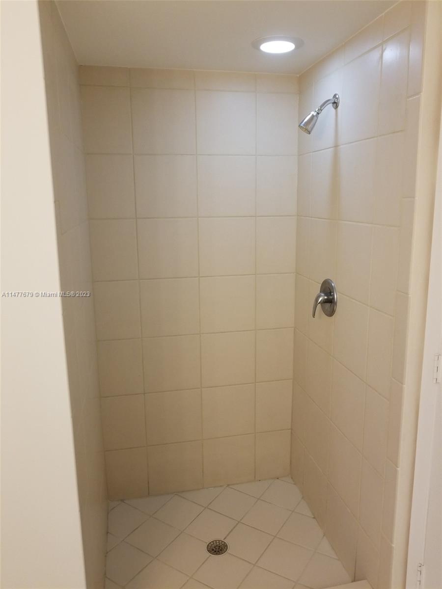 333 NE 24th St # 1109