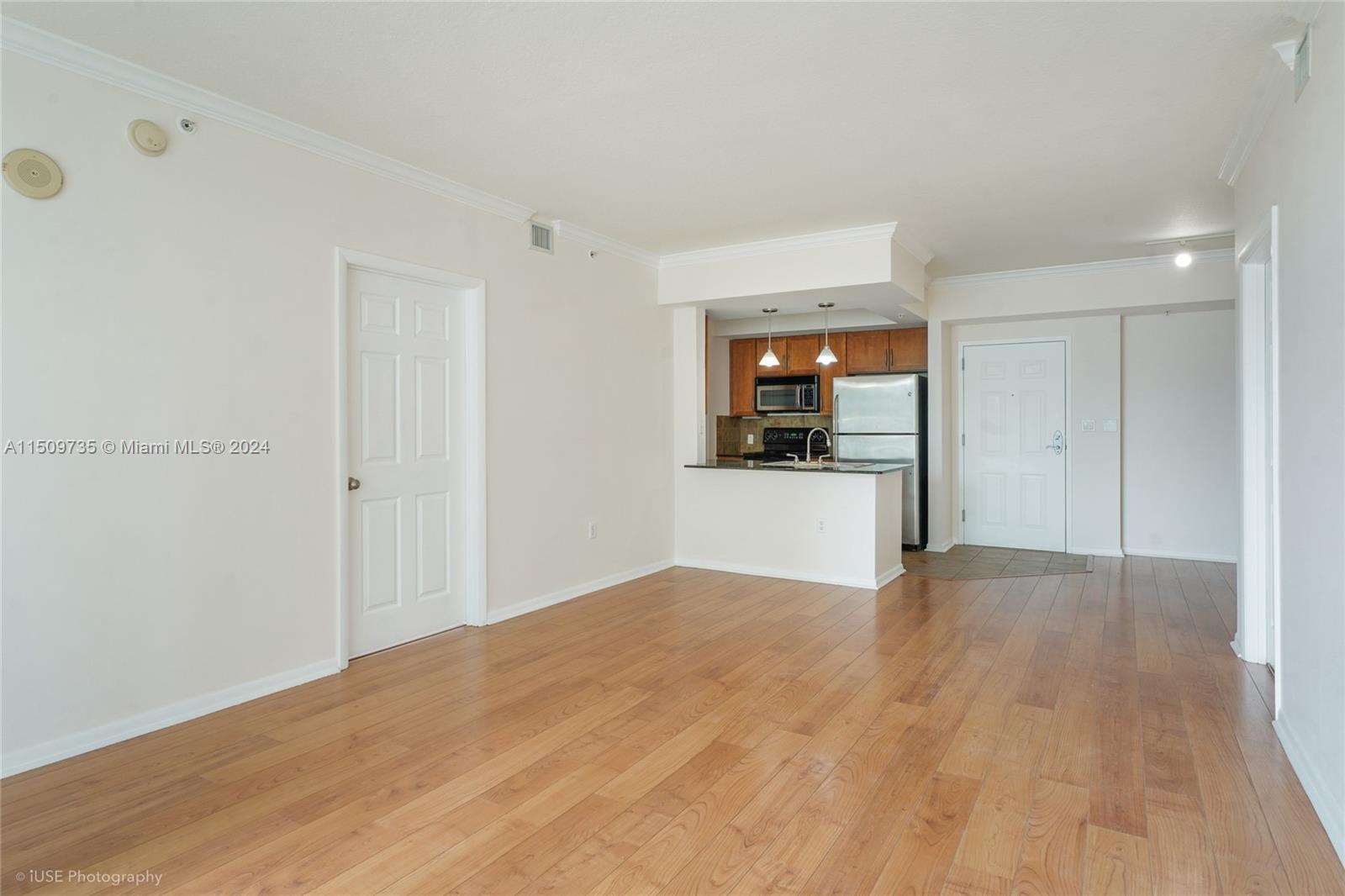 2000 N Bayshore Dr # 1404