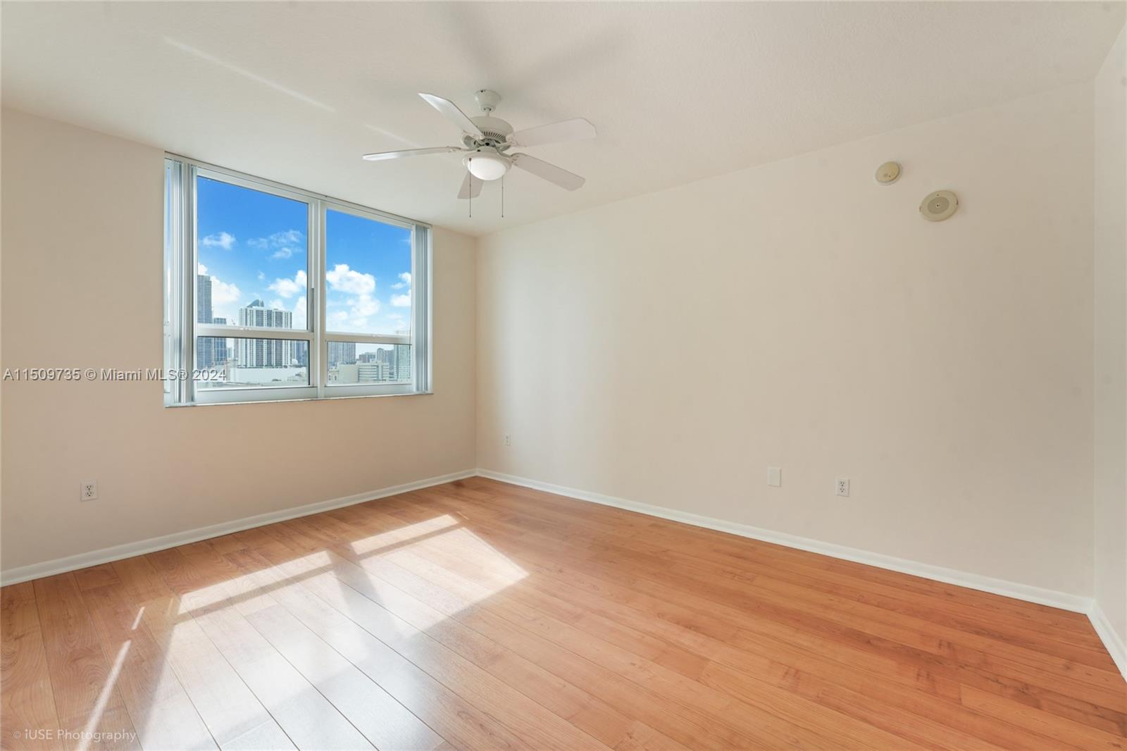 2000 N Bayshore Dr # 1404