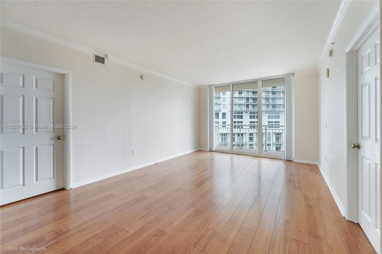 2000 N Bayshore Dr # 1404