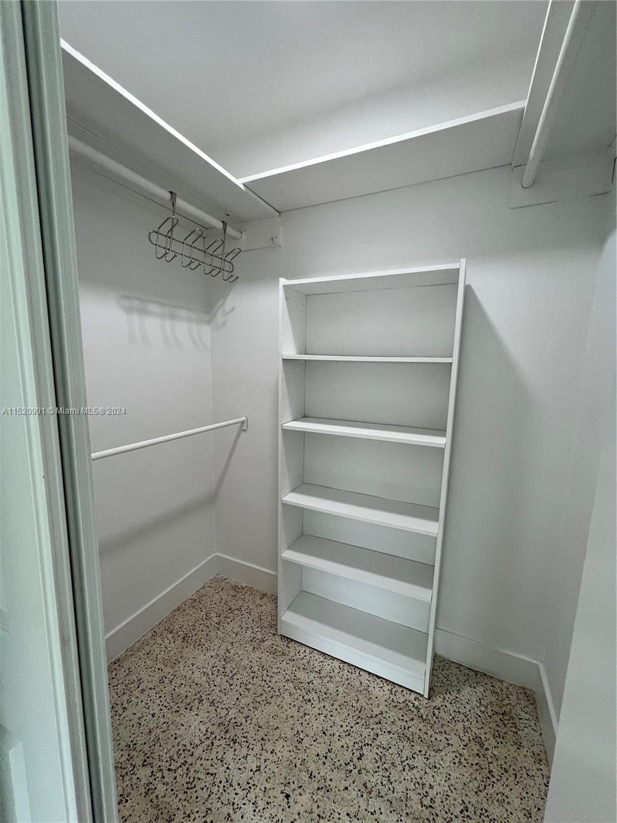 1670 NE 171st St Unit: 1front