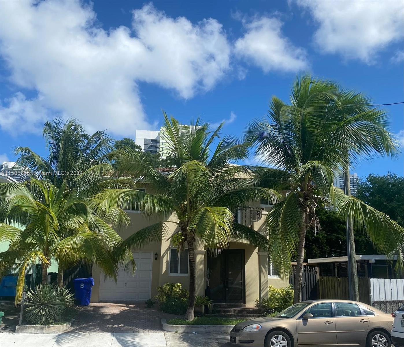 1031 SW 4th Ave