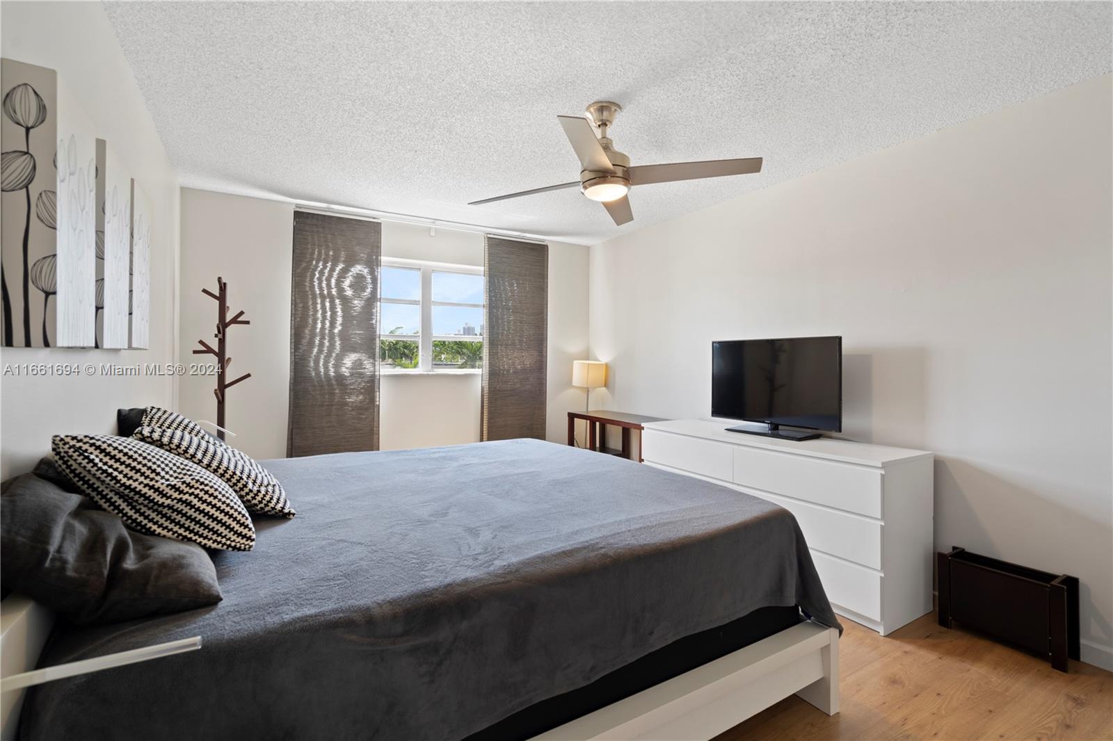 1428 Euclid Ave # 303