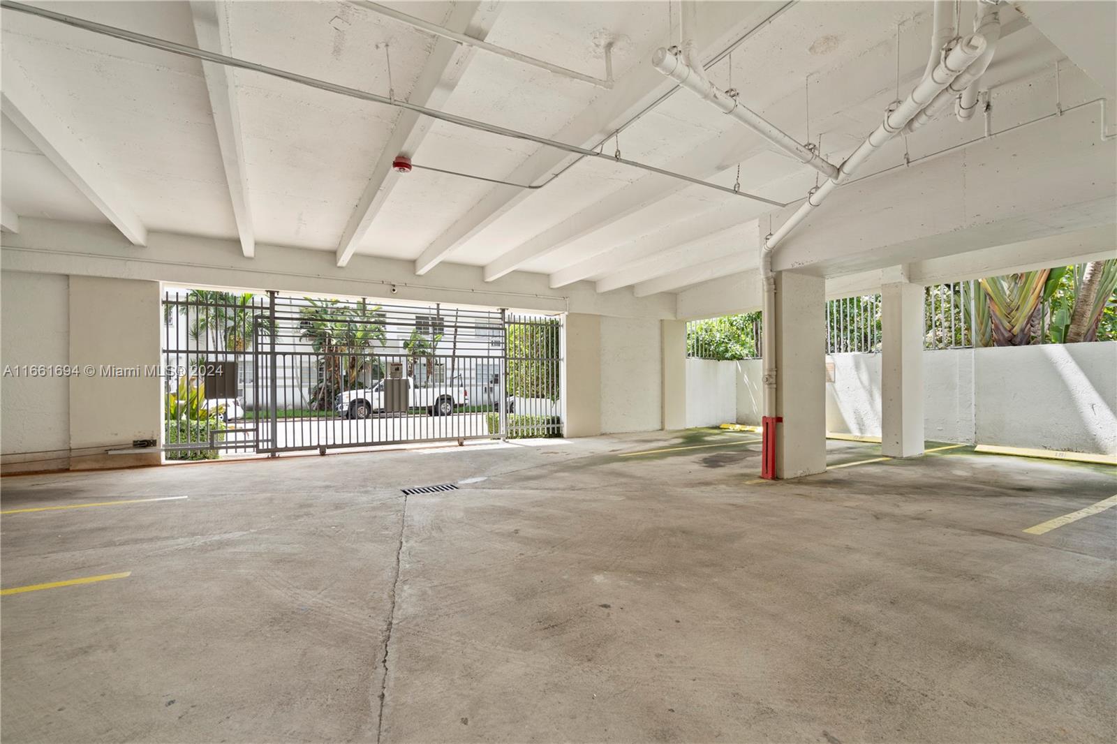 1428 Euclid Ave # 303