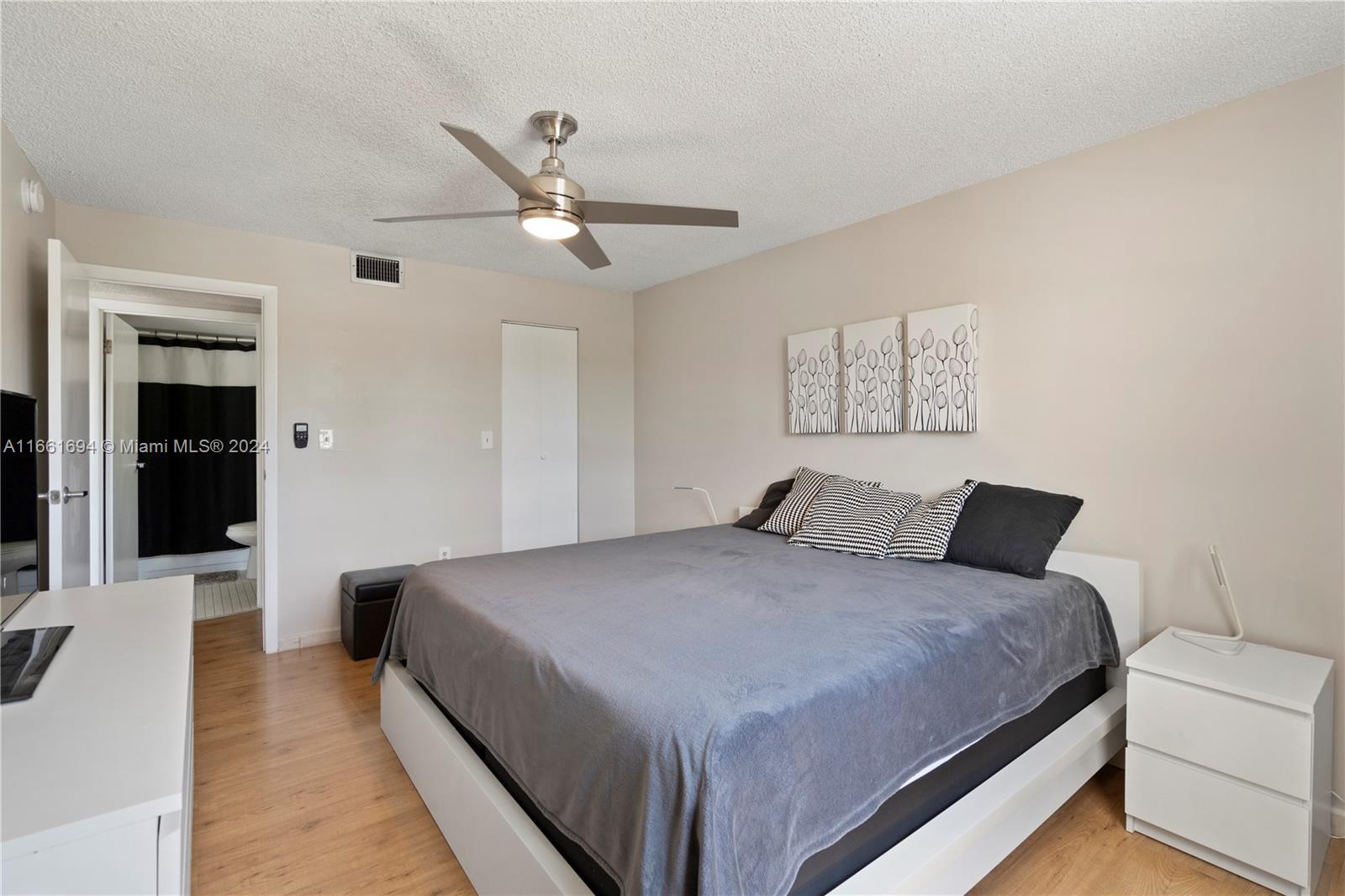 1428 Euclid Ave # 303