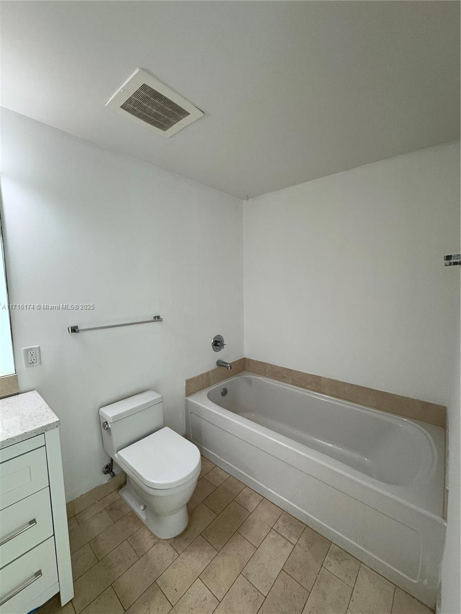 79 SW 12th St Unit: 1702-S