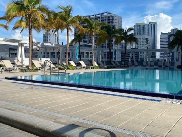79 SW 12th St Unit: 1702-S