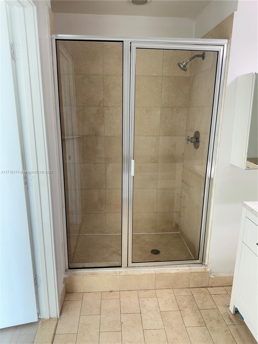 79 SW 12th St Unit: 1702-S