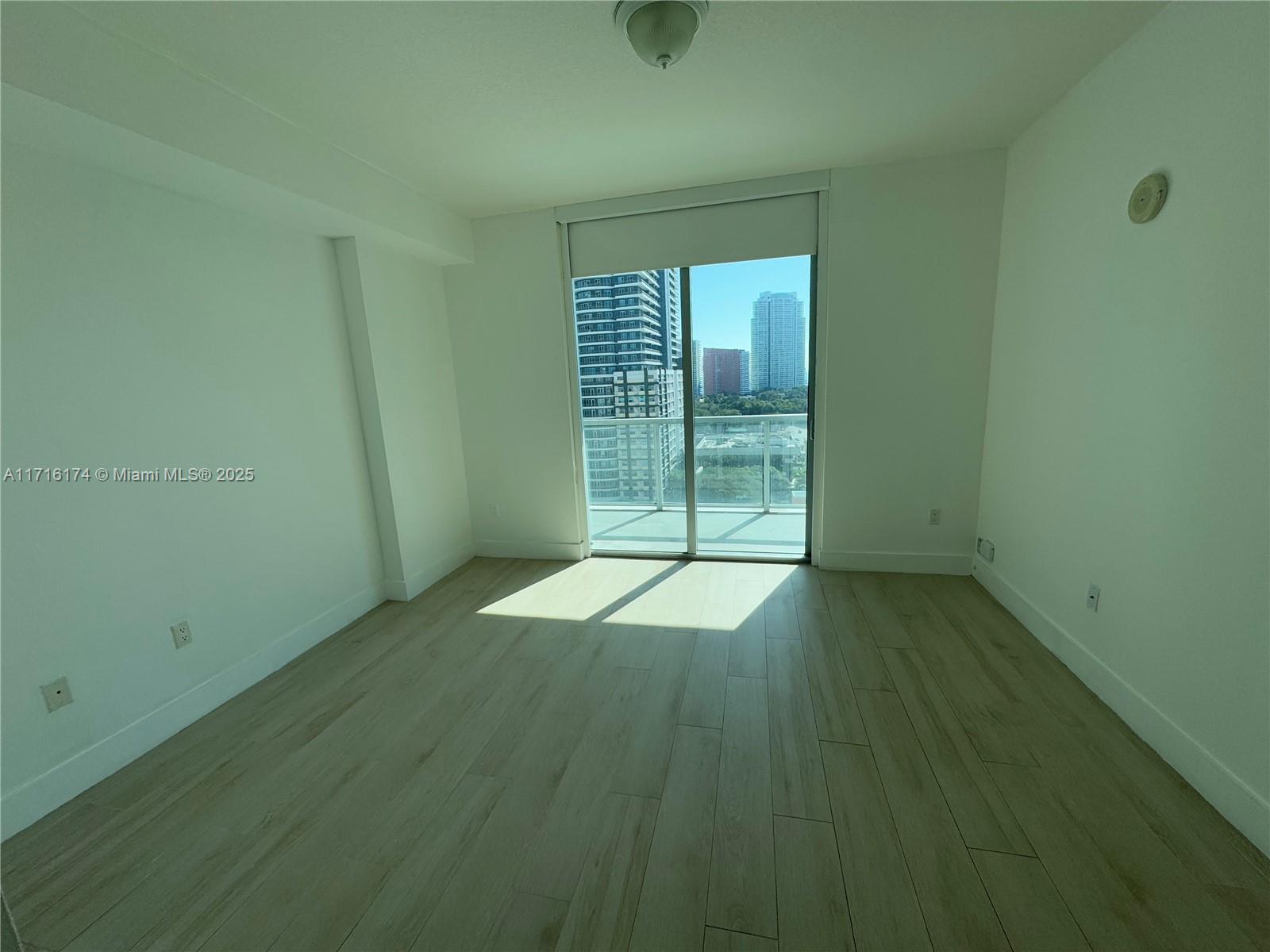 79 SW 12th St Unit: 1702-S