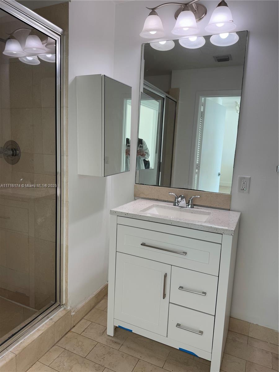 79 SW 12th St Unit: 1702-S