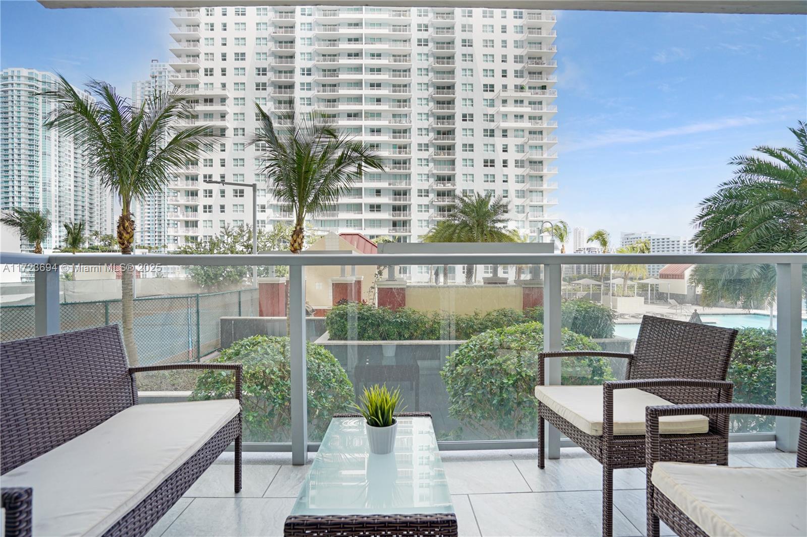 1155 Brickell Bay Dr # 704
