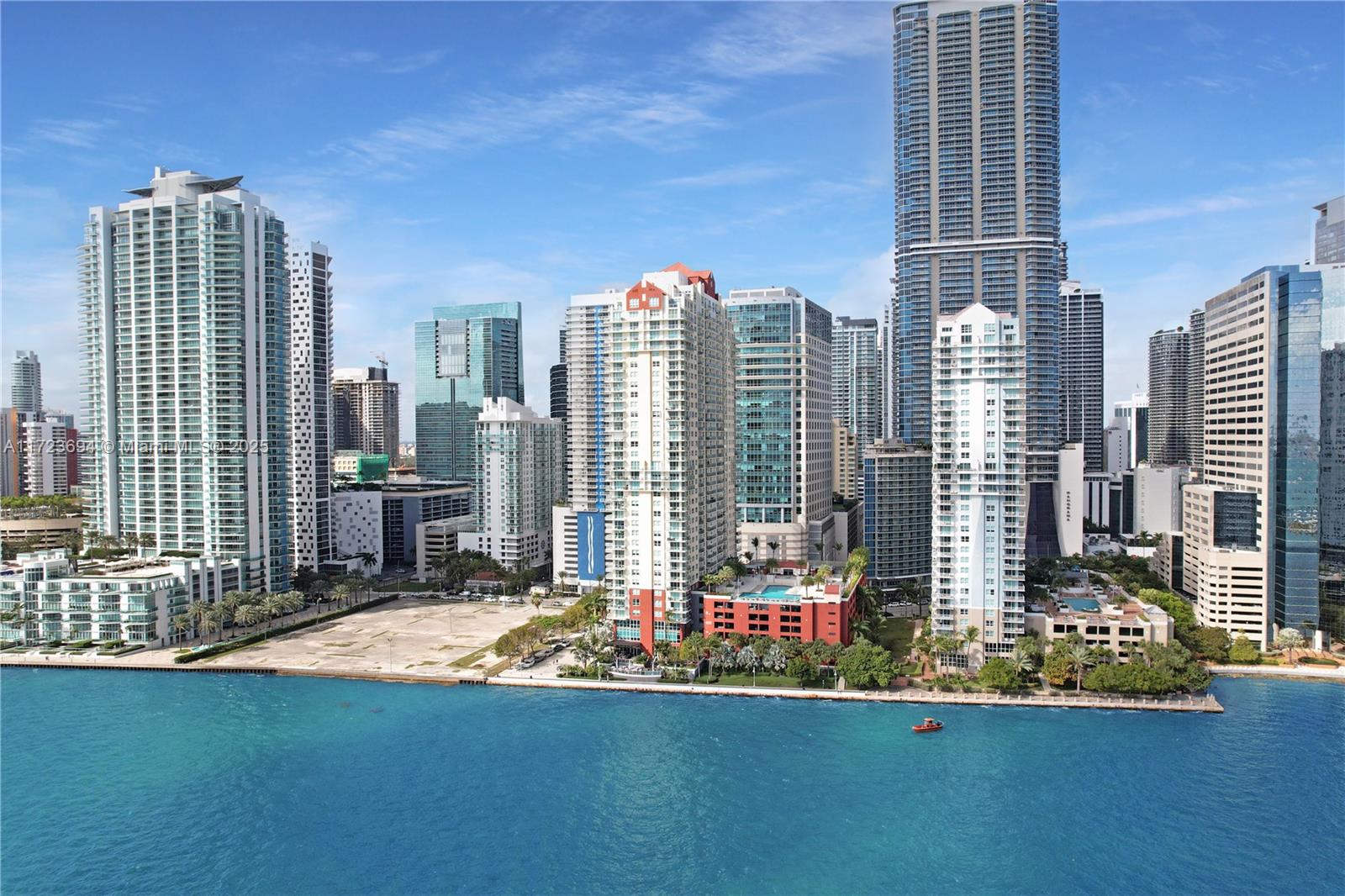 1155 Brickell Bay Dr # 704