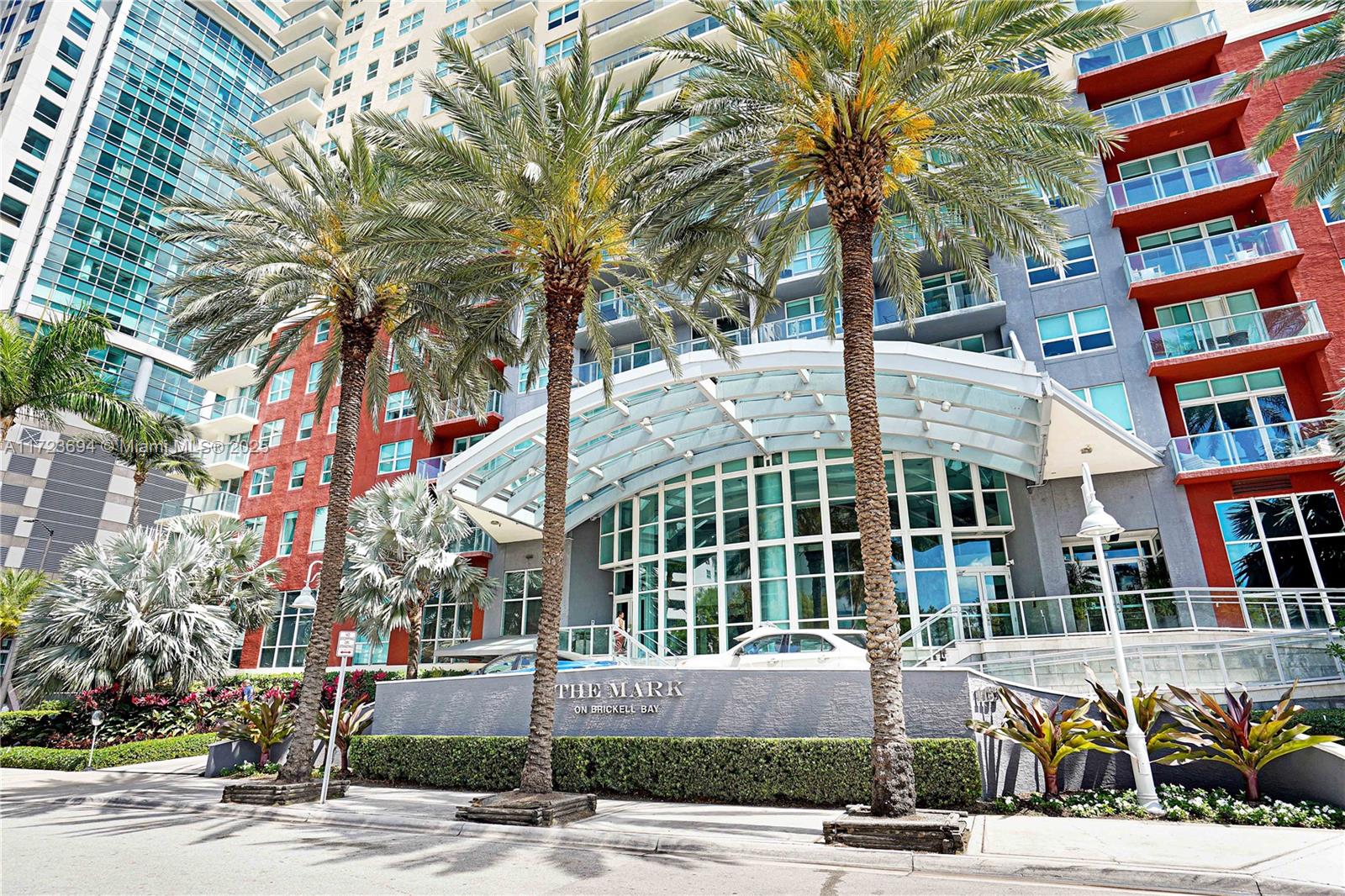 1155 Brickell Bay Dr # 704