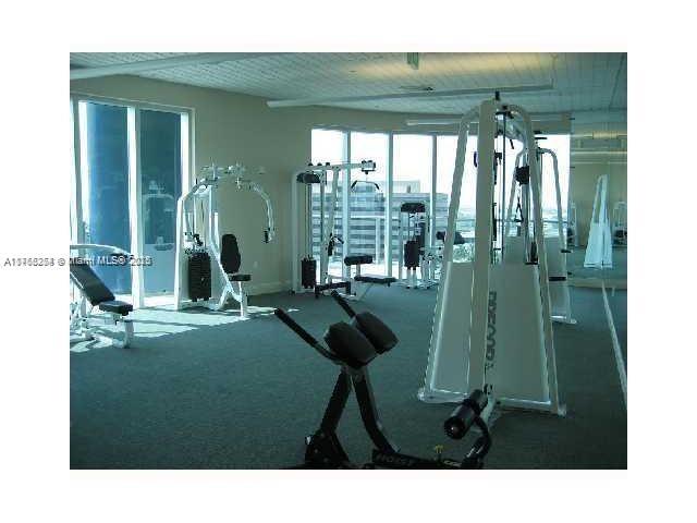 185 SW 7th St # 3114