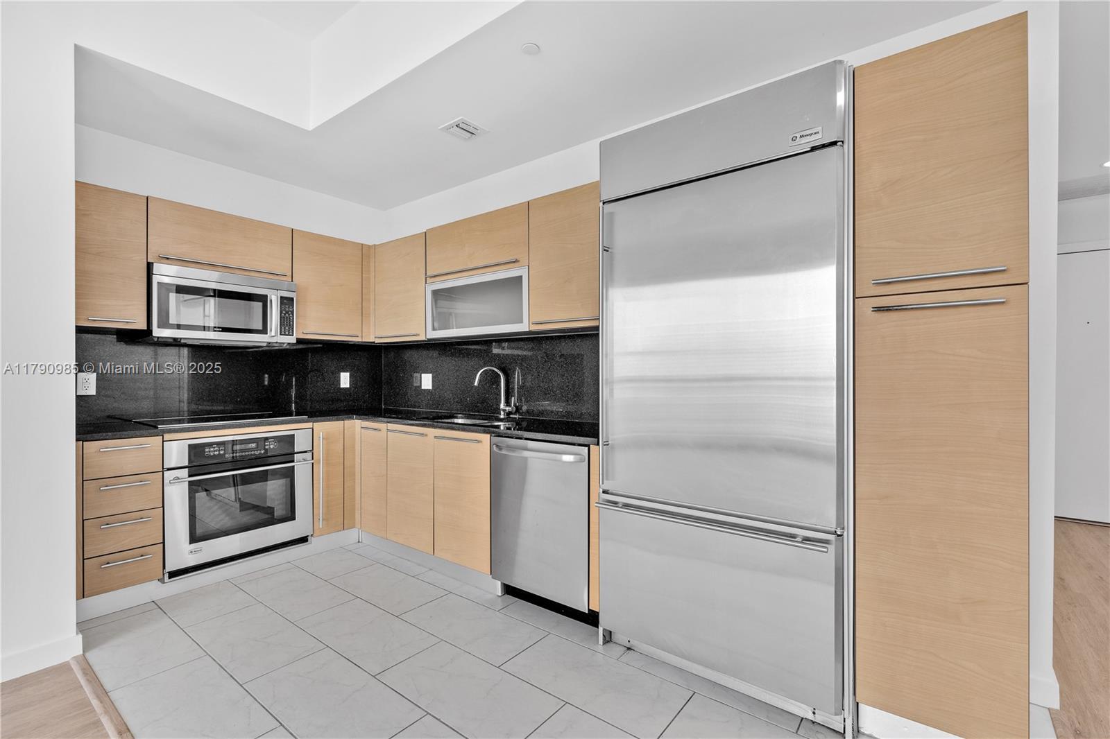950 Brickell Bay Dr # 4906