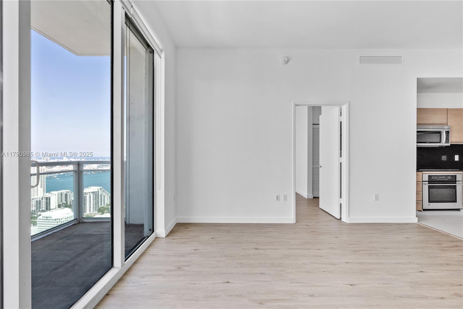 950 Brickell Bay Dr # 4906