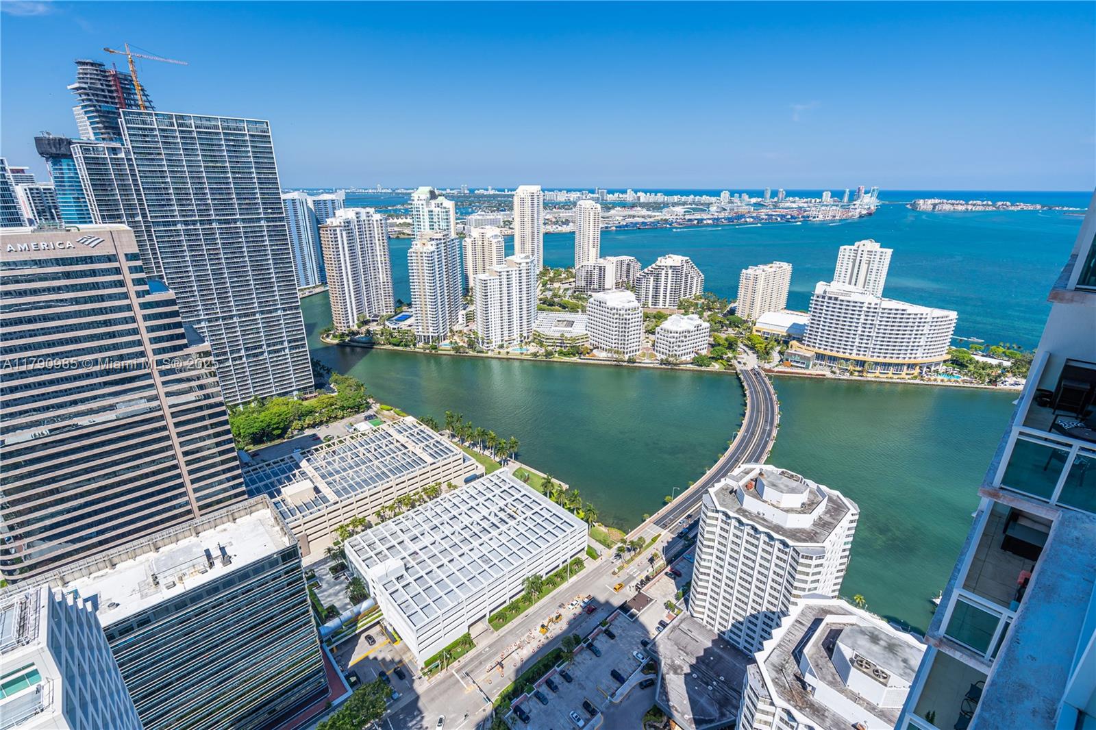 950 Brickell Bay Dr # 4906