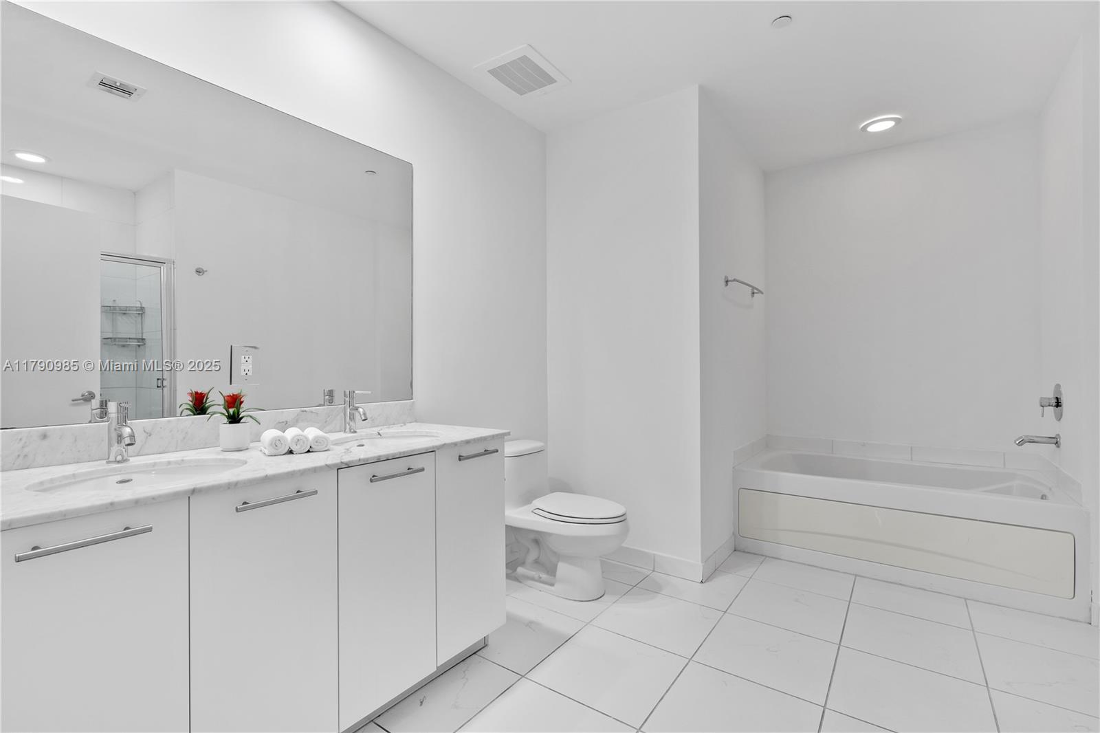 950 Brickell Bay Dr # 4906