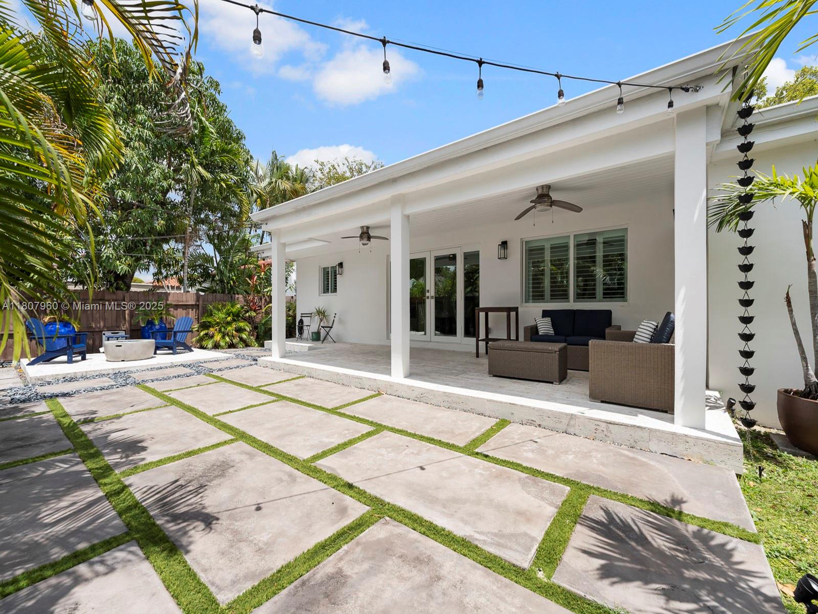 5930 SW 13th Ter