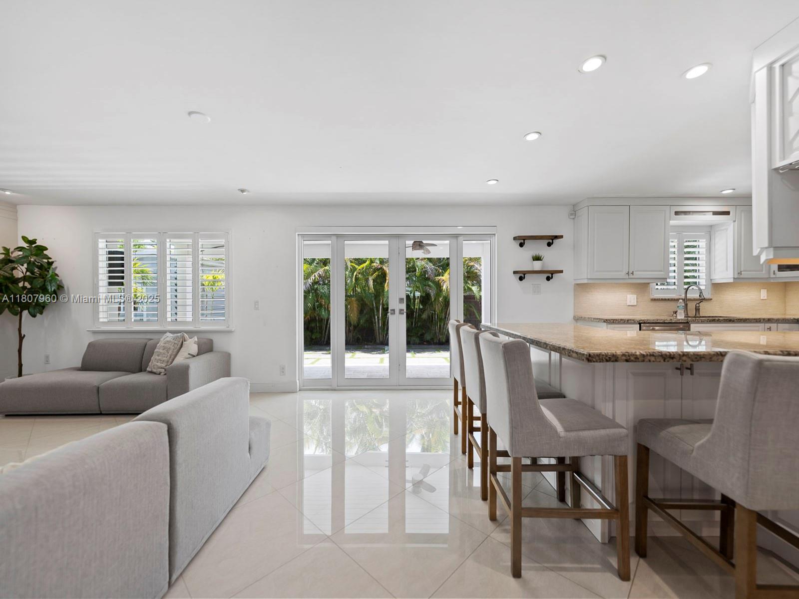 5930 SW 13th Ter