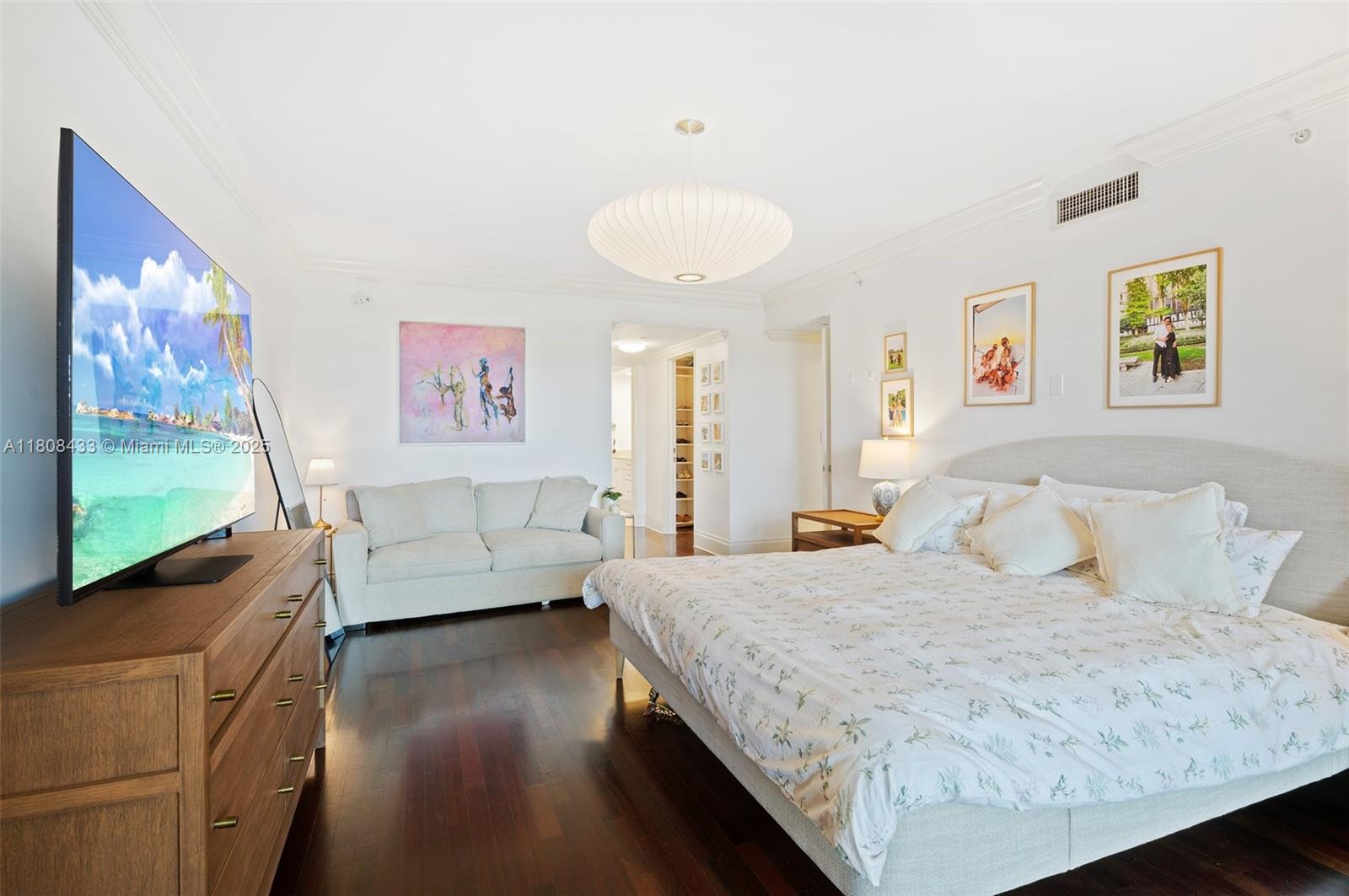 765 Crandon Blvd # 407