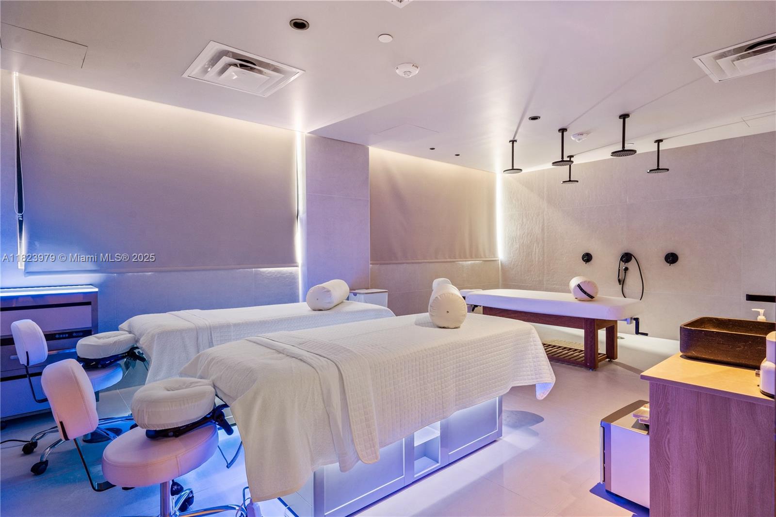 601 NE 1st Ave # 2703