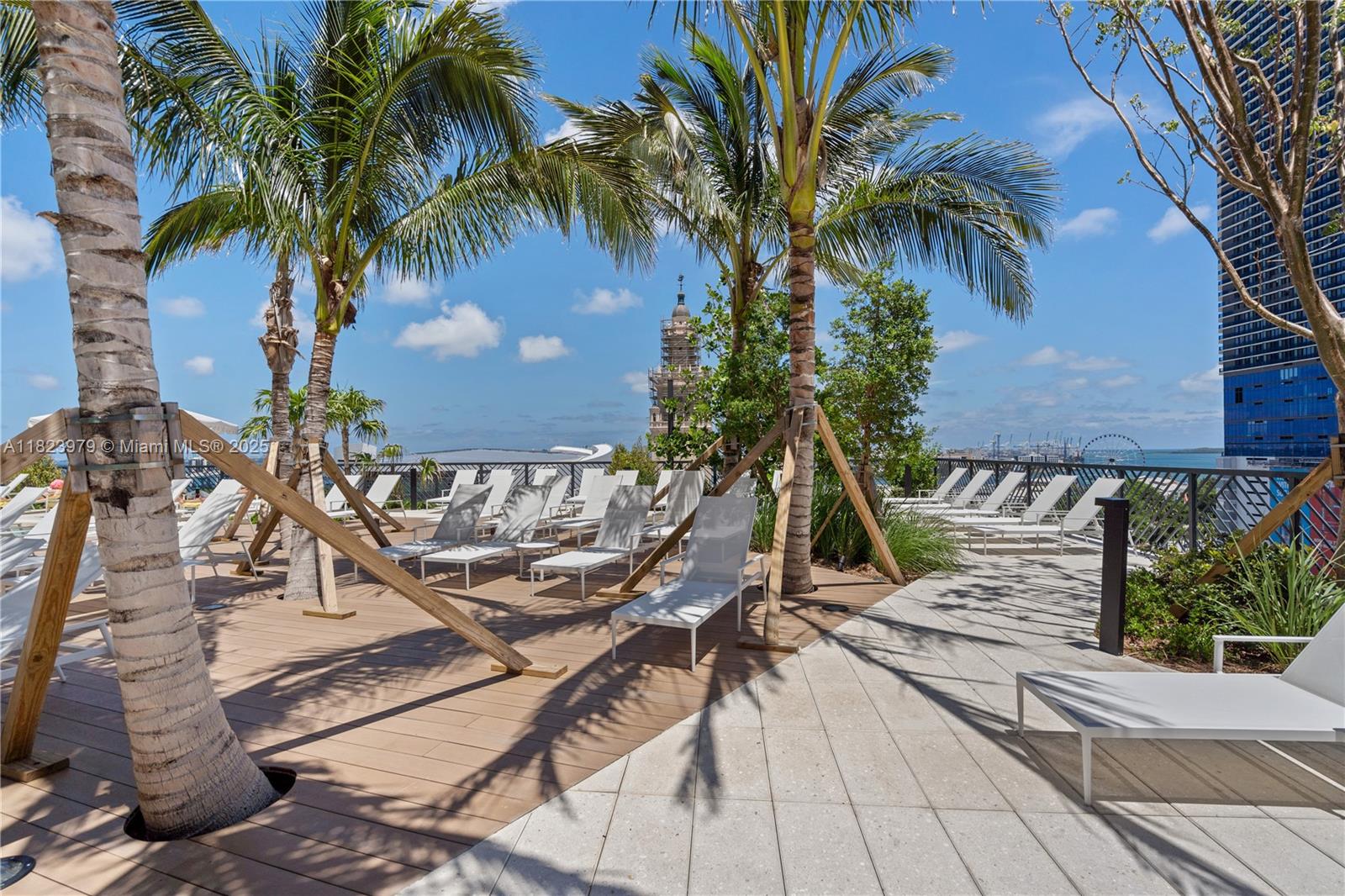 601 NE 1st Ave # 2703