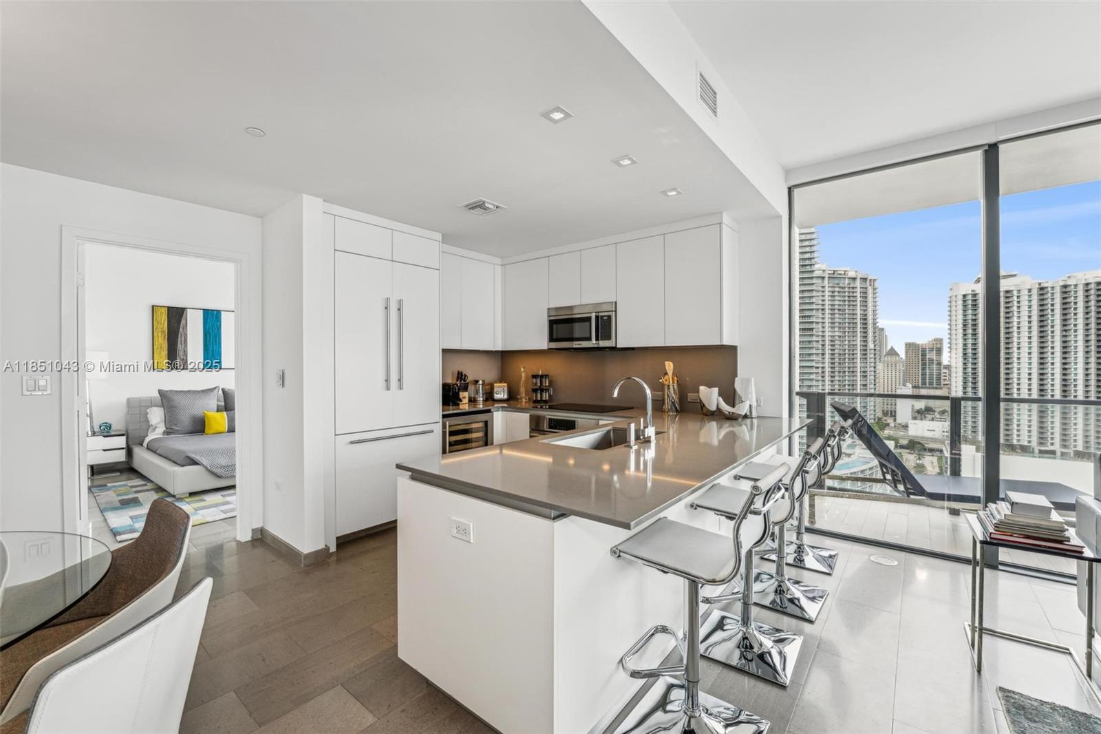 88 SW 7th St # 2111