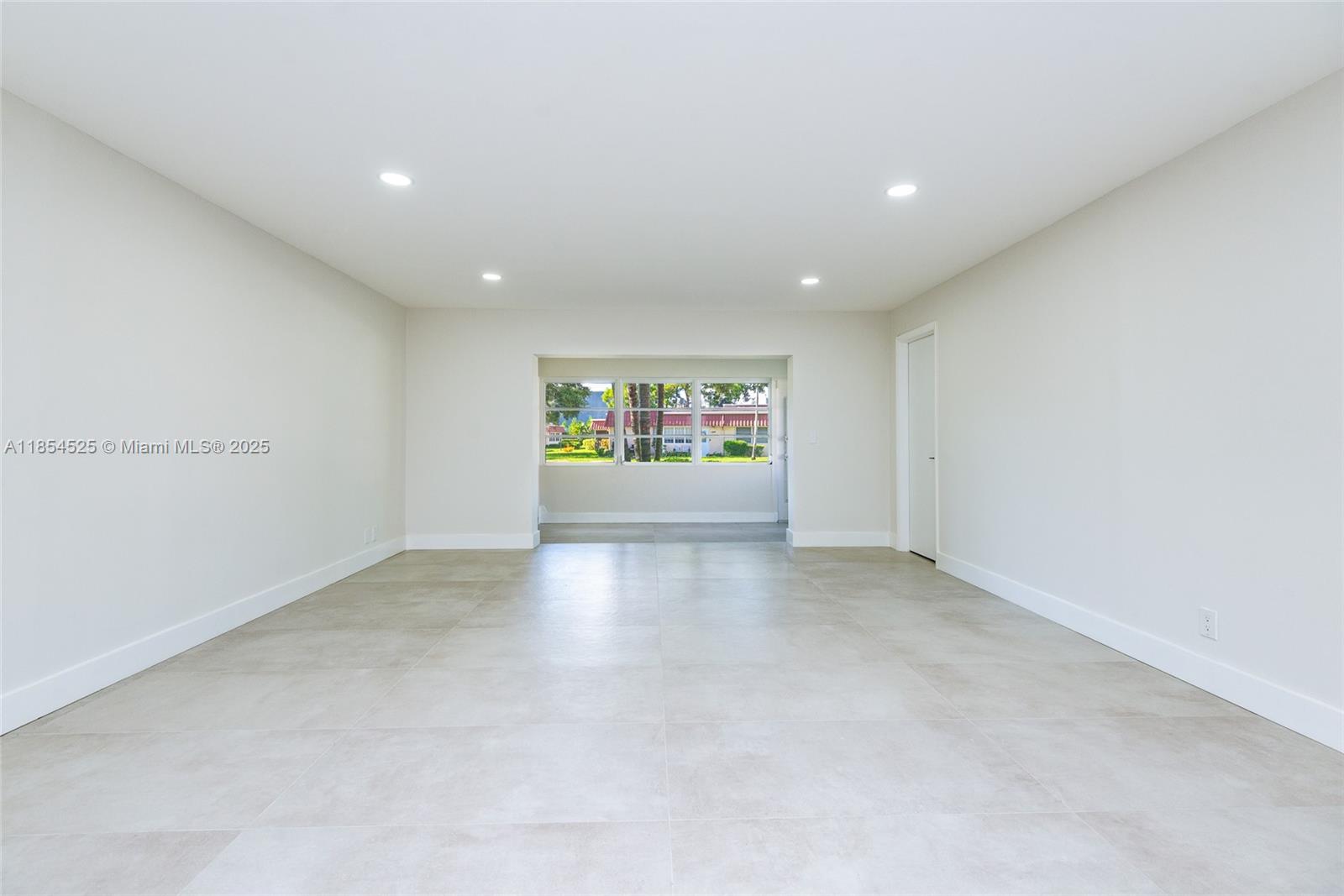 846 Salem Ln