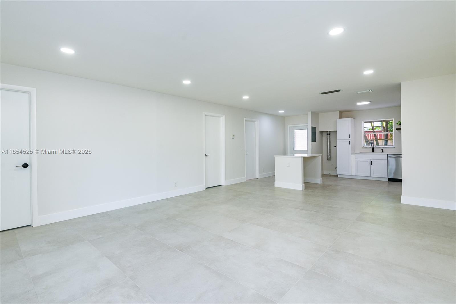 846 Salem Ln