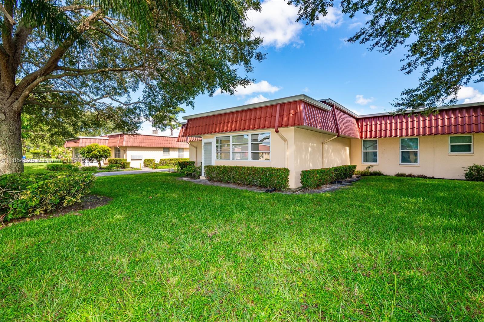 846 Salem Ln