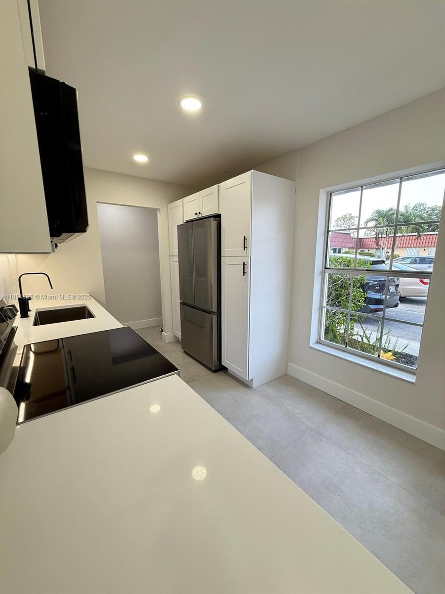 316 Cape Cod Cir # B