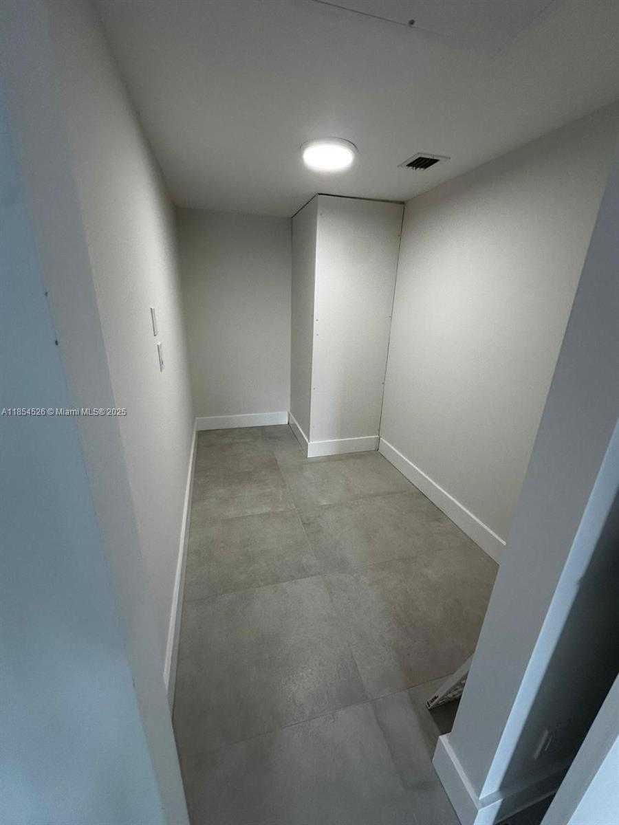 316 Cape Cod Cir # B