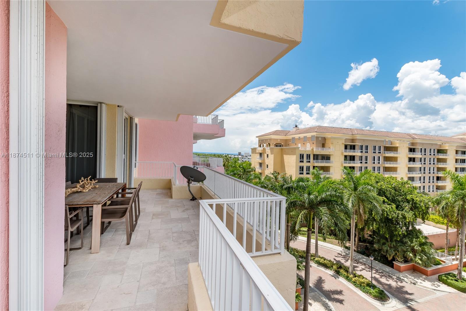 785 Crandon Blvd # 603