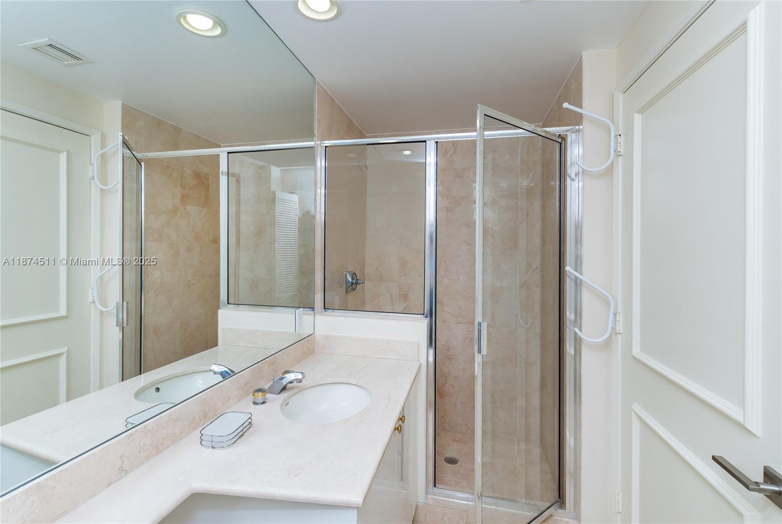 785 Crandon Blvd # 603