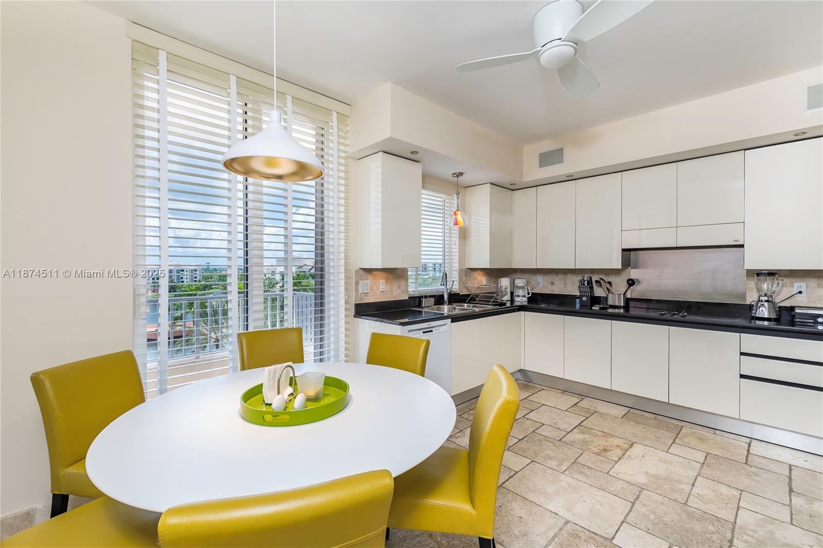 785 Crandon Blvd # 603