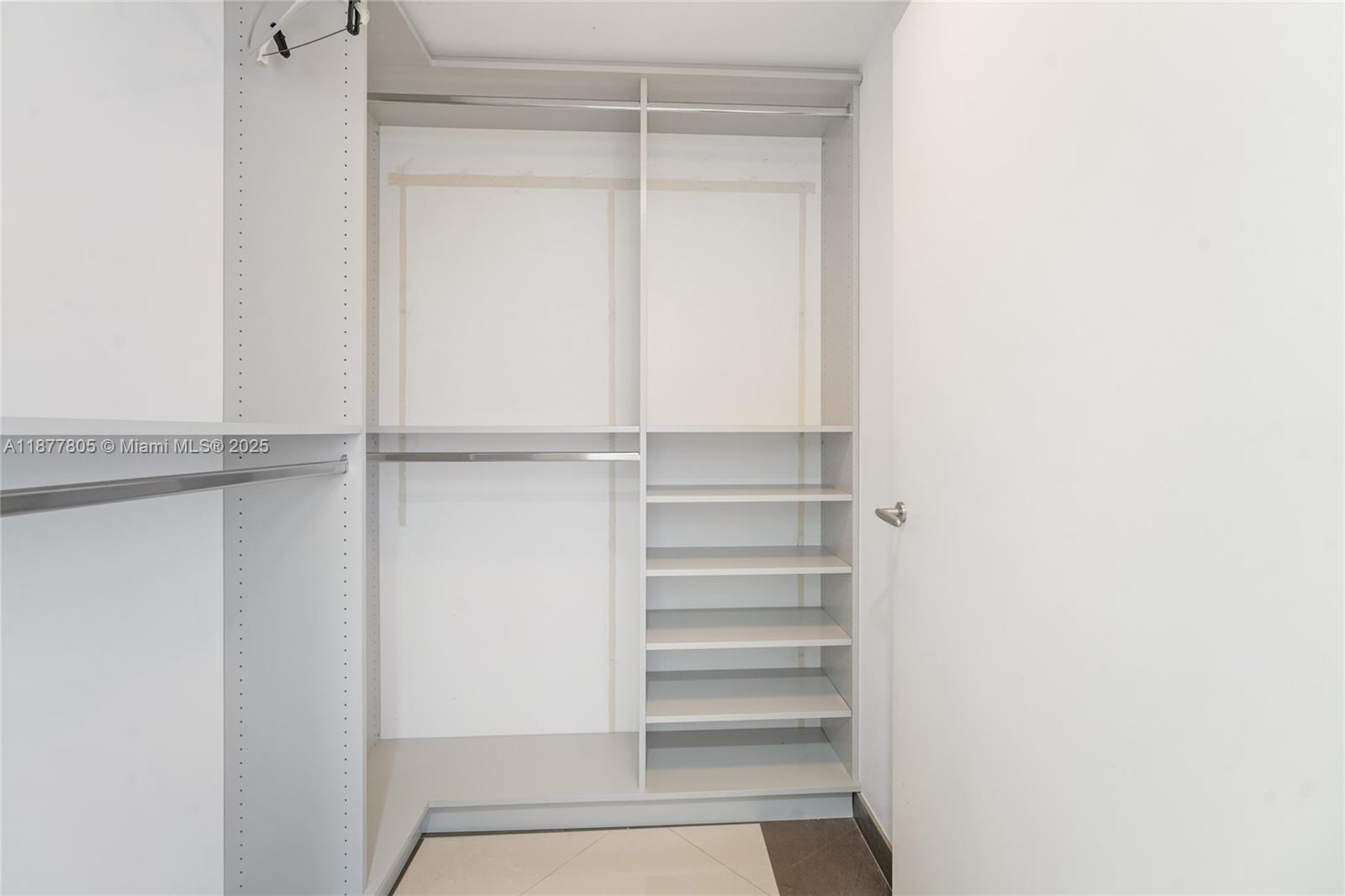 200 Biscayne Boulevard Way # 3613