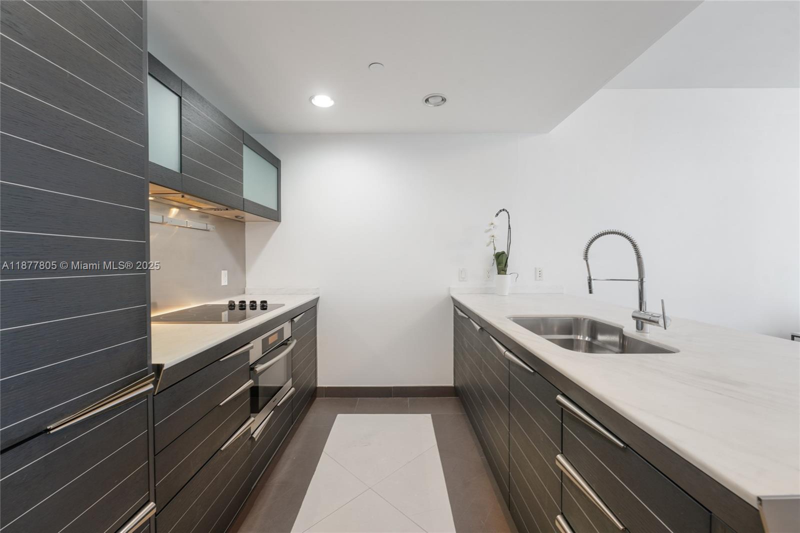 200 Biscayne Boulevard Way # 3613