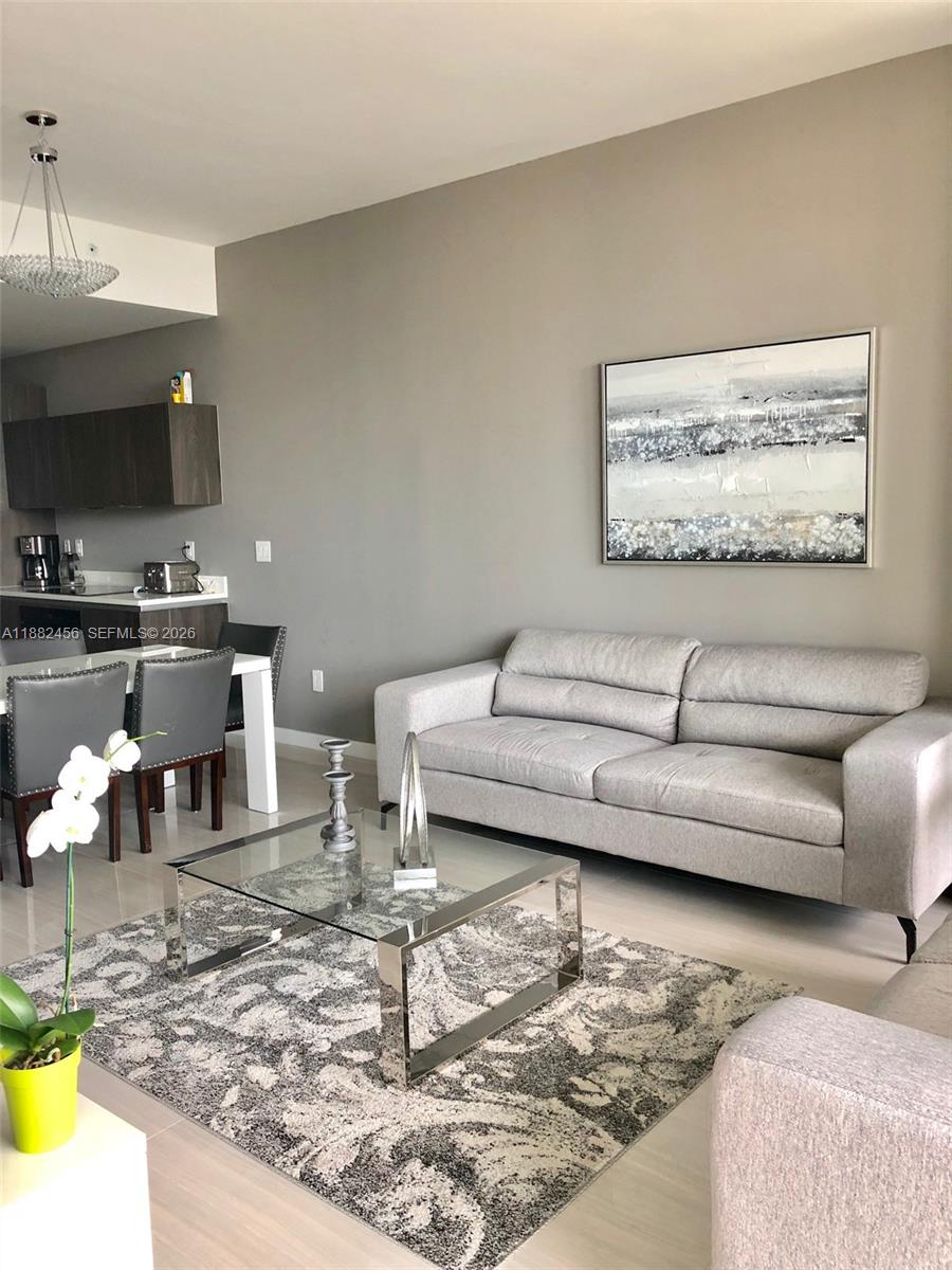 480 NE 31st St # 702