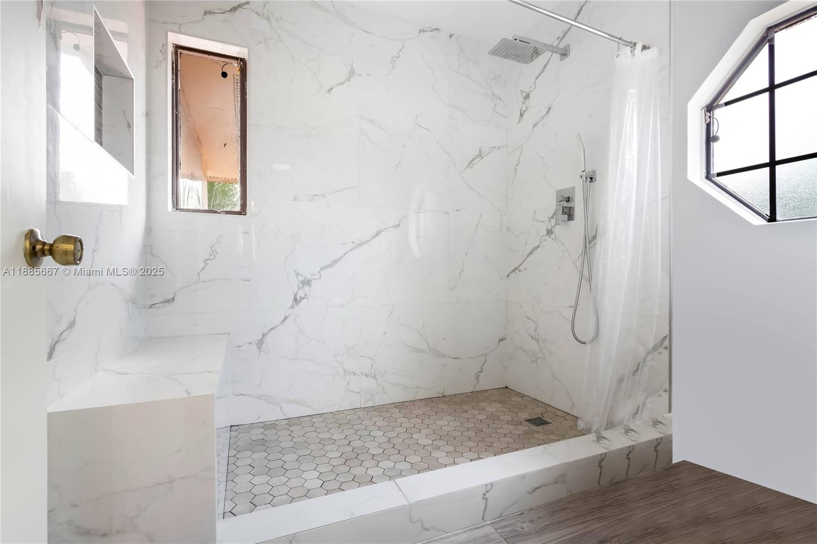 470 NW 38th Ave