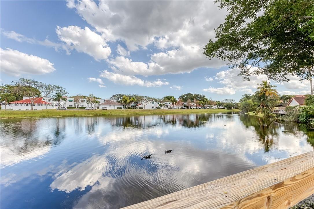470 NW 38th Ave